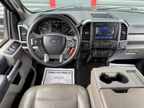 Used 2022 Ford F450 XLT w/ XLT Value Package image 18