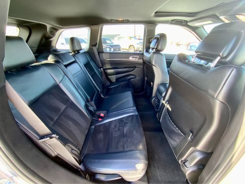 Used 2015 Jeep Grand Cherokee Altitude image 26