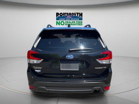 Used 2023 Subaru Forester Premium AWD/4WD image 25