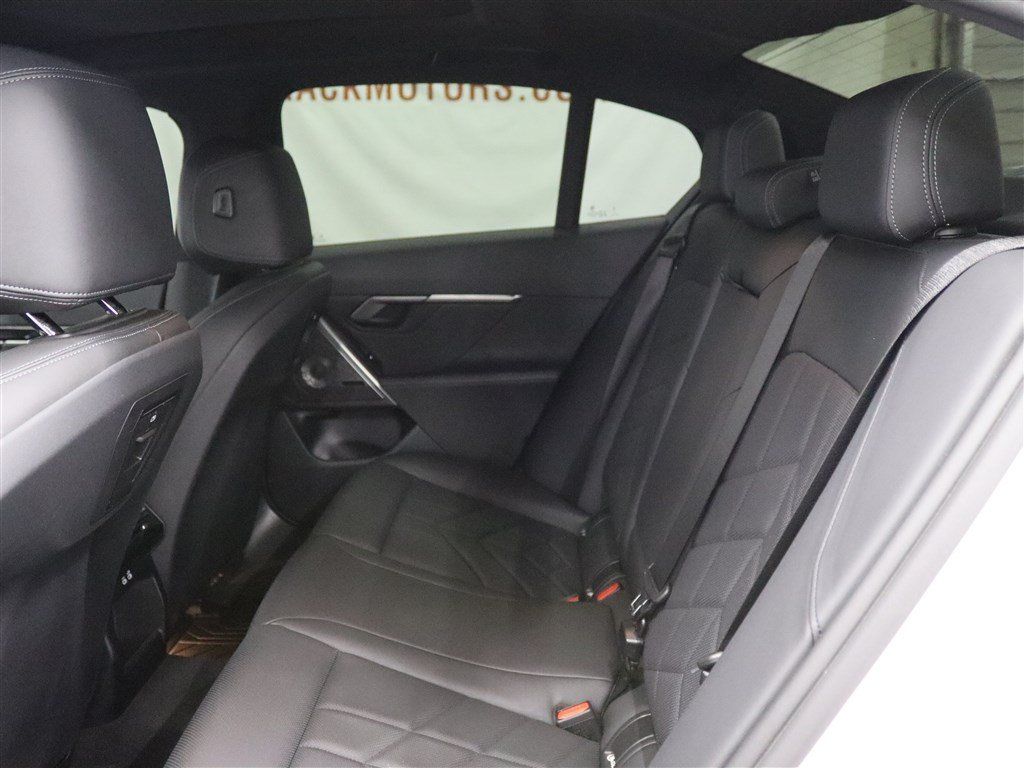 Used 2024 BMW i5 M60 w/ Premium Package AWD/4WD image 18