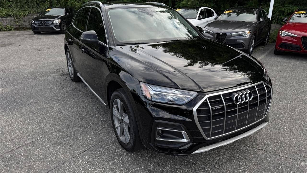 Used 2023 Audi Q5 2.0T Premium w/ Convenience Package AWD/4WD image 16