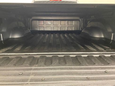 Used 2022 RAM 2500 Big Horn w/ Night Edition AWD/4WD image 8