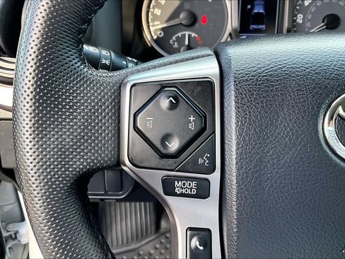 Used 2023 Toyota Tacoma SR5 AWD/4WD image 22