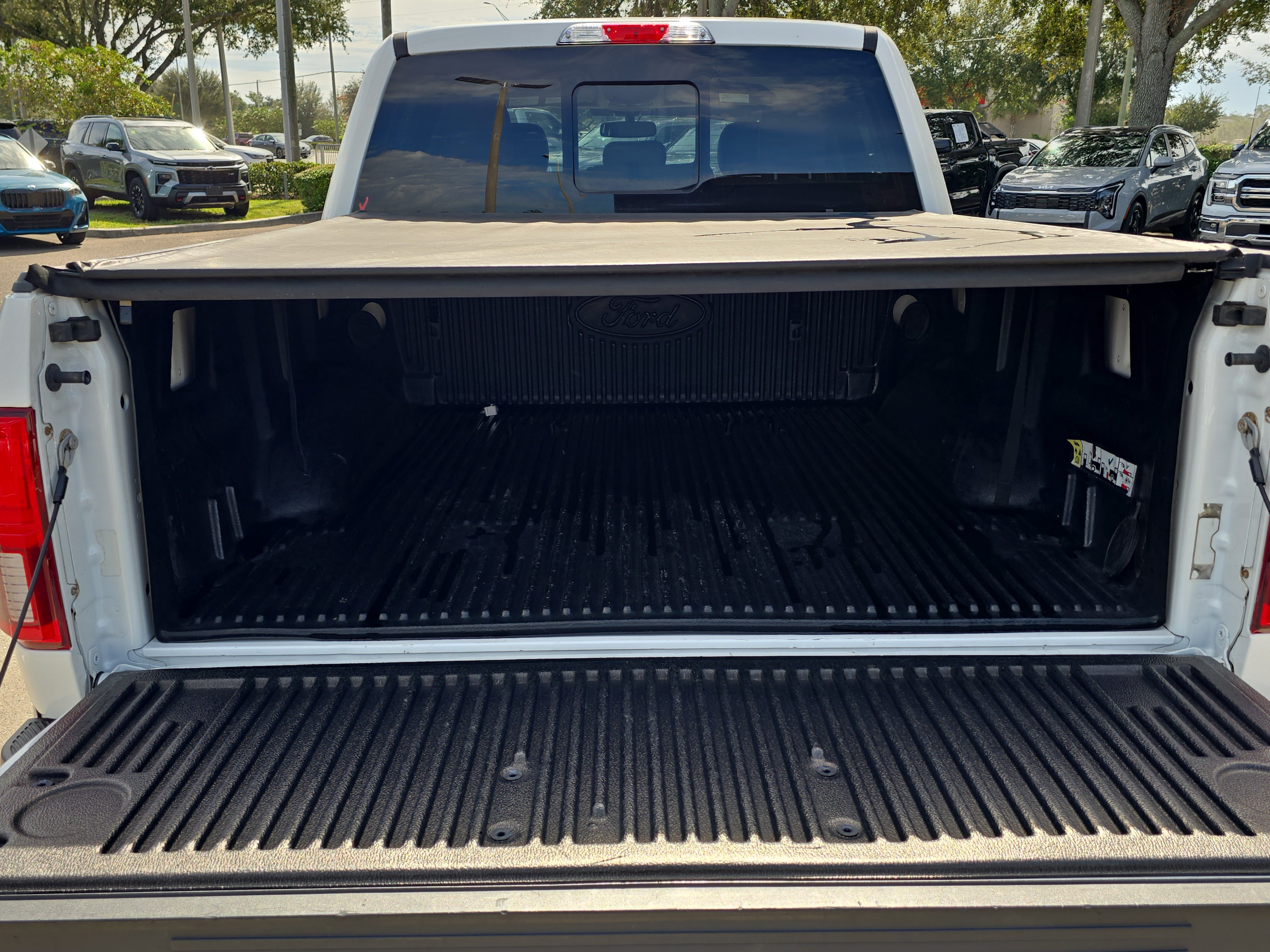 Used 2020 Ford F150 Lariat RWD image 9