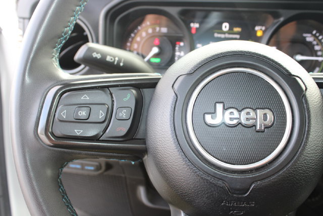 Used 2024 Jeep Wrangler Unlimited Rubicon 4xe AWD/4WD image 18