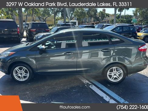 Used 2018 Ford Fiesta SE FWD image 7