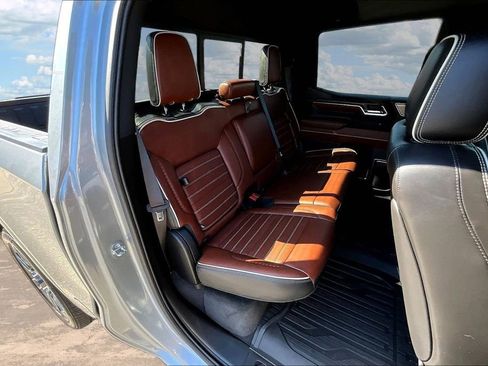Used 2023 GMC Sierra 1500 Denali Ultimate AWD/4WD image 28