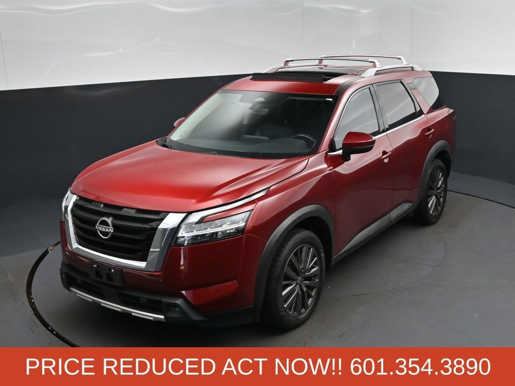 Used 2023 Nissan Pathfinder SL w/ SL Premium Package FWD image 31