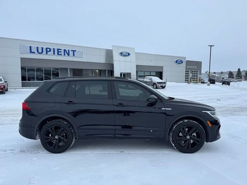 Used 2024 Volkswagen Tiguan SE R-Line w/ MDO Package, Two-Row image 2