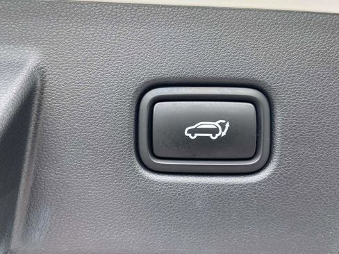 Used 2022 Hyundai Tucson Limited AWD/4WD image 11