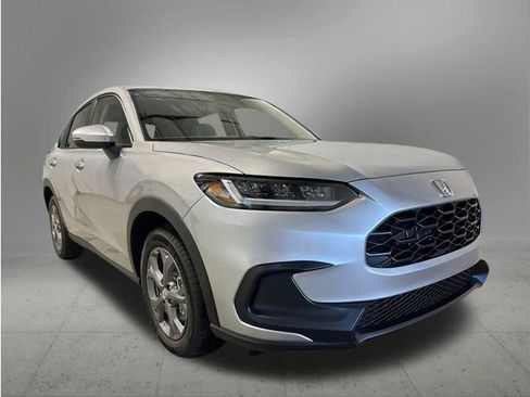 New 2026 Honda HR-V LX image 8