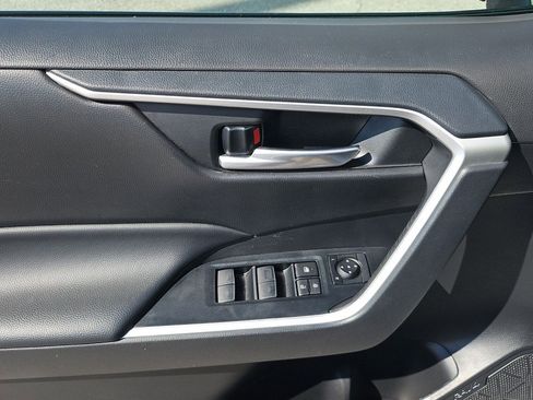 Used 2023 Toyota RAV4 XLE image 10