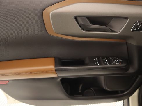 Used 2025 Ford Bronco Sport Outer Banks w/ Outer Banks Tech Package+ image 16