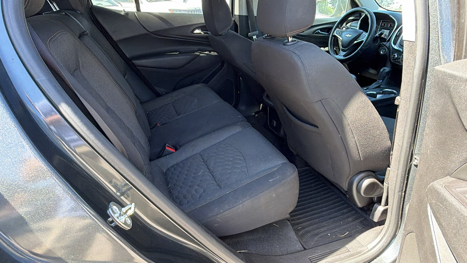 Used 2018 Chevrolet Equinox LT FWD image 21