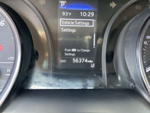 Used 2021 Toyota Camry SE FWD image 12