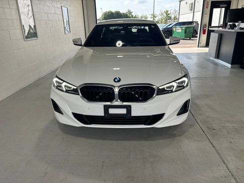 Used 2025 BMW 330i xDrive Sedan AWD/4WD image 2