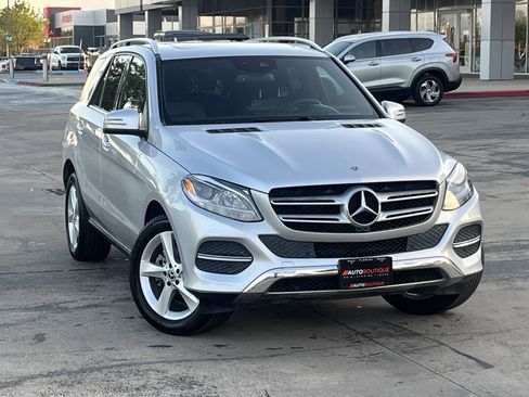 Used 2017 Mercedes-Benz GLE 350 4MATIC w/ Premium 1 Package image 3