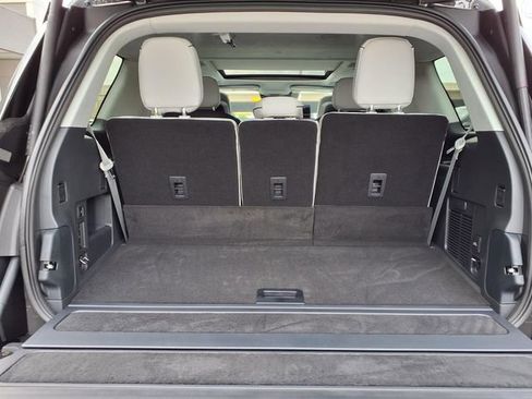 New 2026 Lincoln Navigator Black Label AWD/4WD image 9