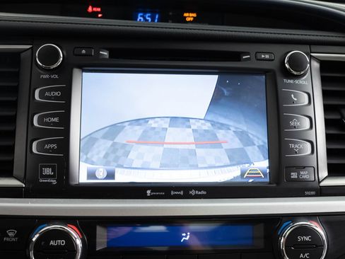 Used 2019 Toyota Highlander Limited Platinum AWD/4WD image 43