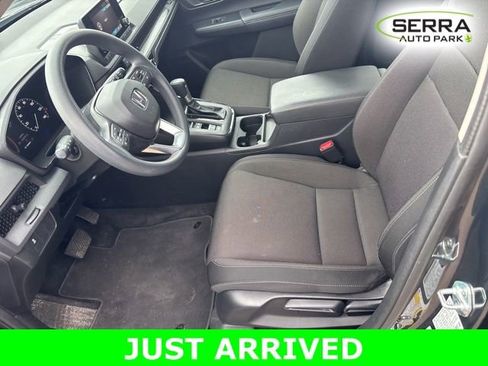 Used 2024 Honda CR-V LX image 5
