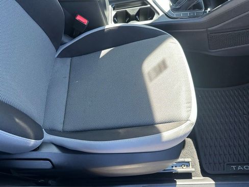 Used 2023 Volkswagen Taos S w/ Driver Assistance Package image 17