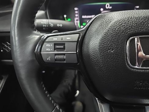 Used 2025 Honda Accord Touring image 21