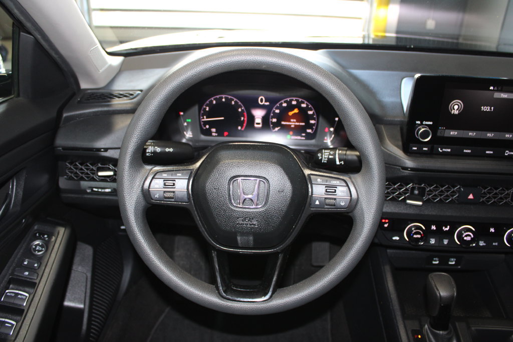 Used 2024 Honda Accord EX image 11