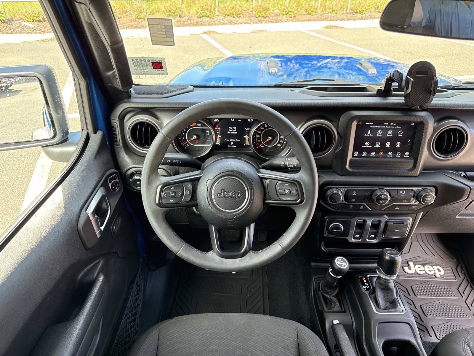 Used 2023 Jeep Wrangler Sport AWD/4WD image 15