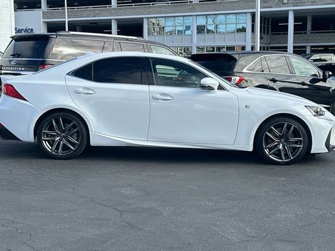 Used 2019 Lexus IS 300 F Sport image 2