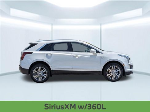 Used 2024 Cadillac XT5 Premium Luxury FWD image 8