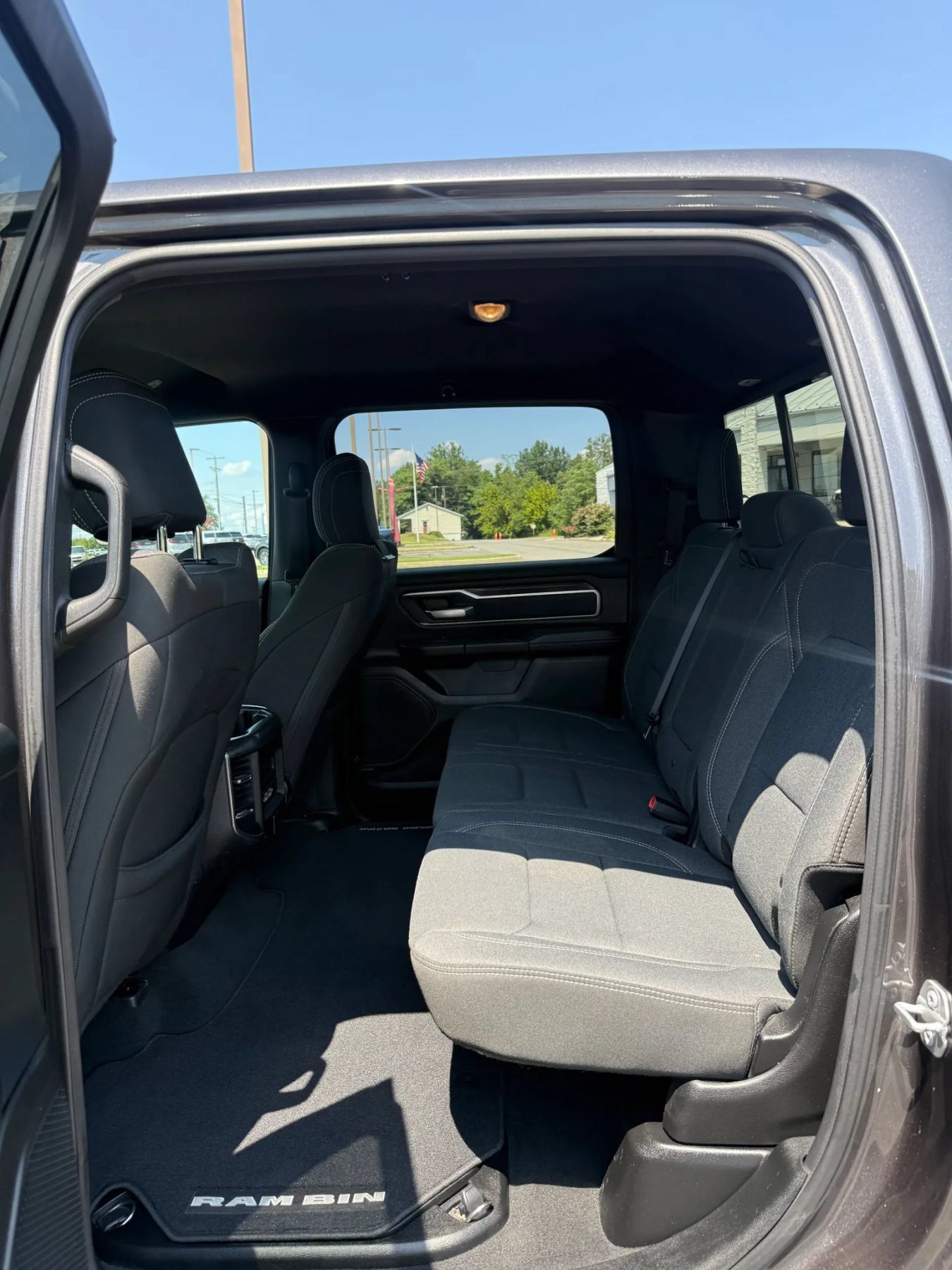 Used 2019 RAM 1500 Big Horn AWD/4WD image 36