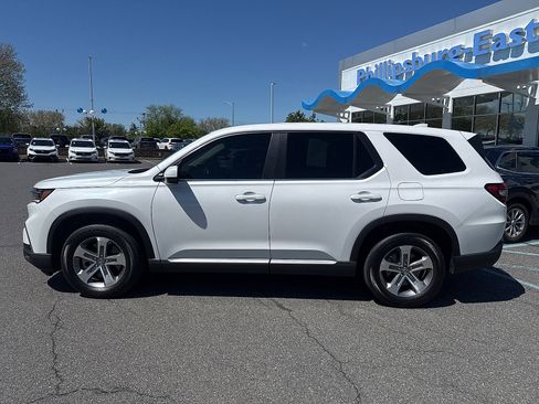 Used 2023 Honda Pilot EX-L image 2