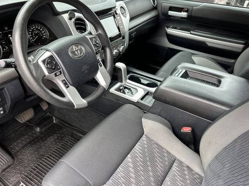 Used 2018 Toyota Tundra SR5 w/ TRD Off Road Package AWD/4WD image 10