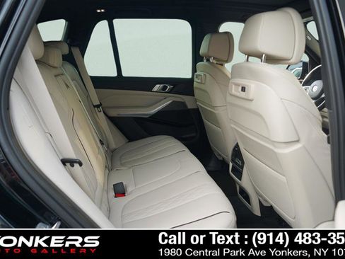 Used 2022 BMW X5 xDrive40i w/ M Sport Package image 35