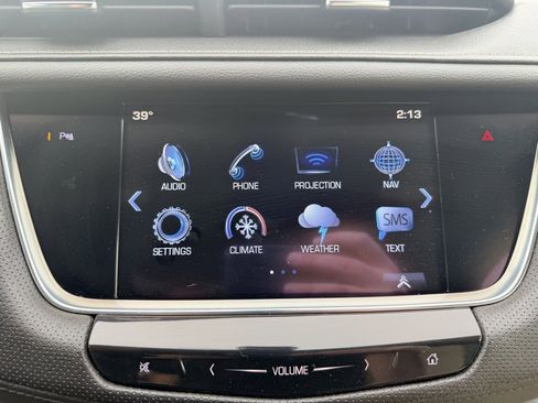 Used 2018 Cadillac XT5 Luxury image 31