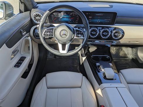 Used 2019 Mercedes-Benz A 220 A 220 image 15