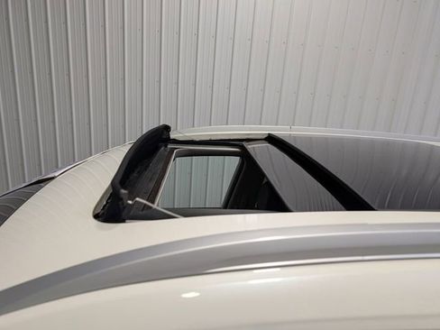 Used 2023 Nissan Rogue Platinum w/ Platinum Premium Package image 8