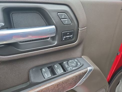 Used 2022 GMC Sierra 3500 Denali w/ Denali Ultimate Package image 10