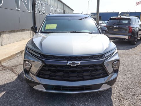 Used 2024 Chevrolet Blazer LT w/ Midnight/Sport Edition FWD image 2