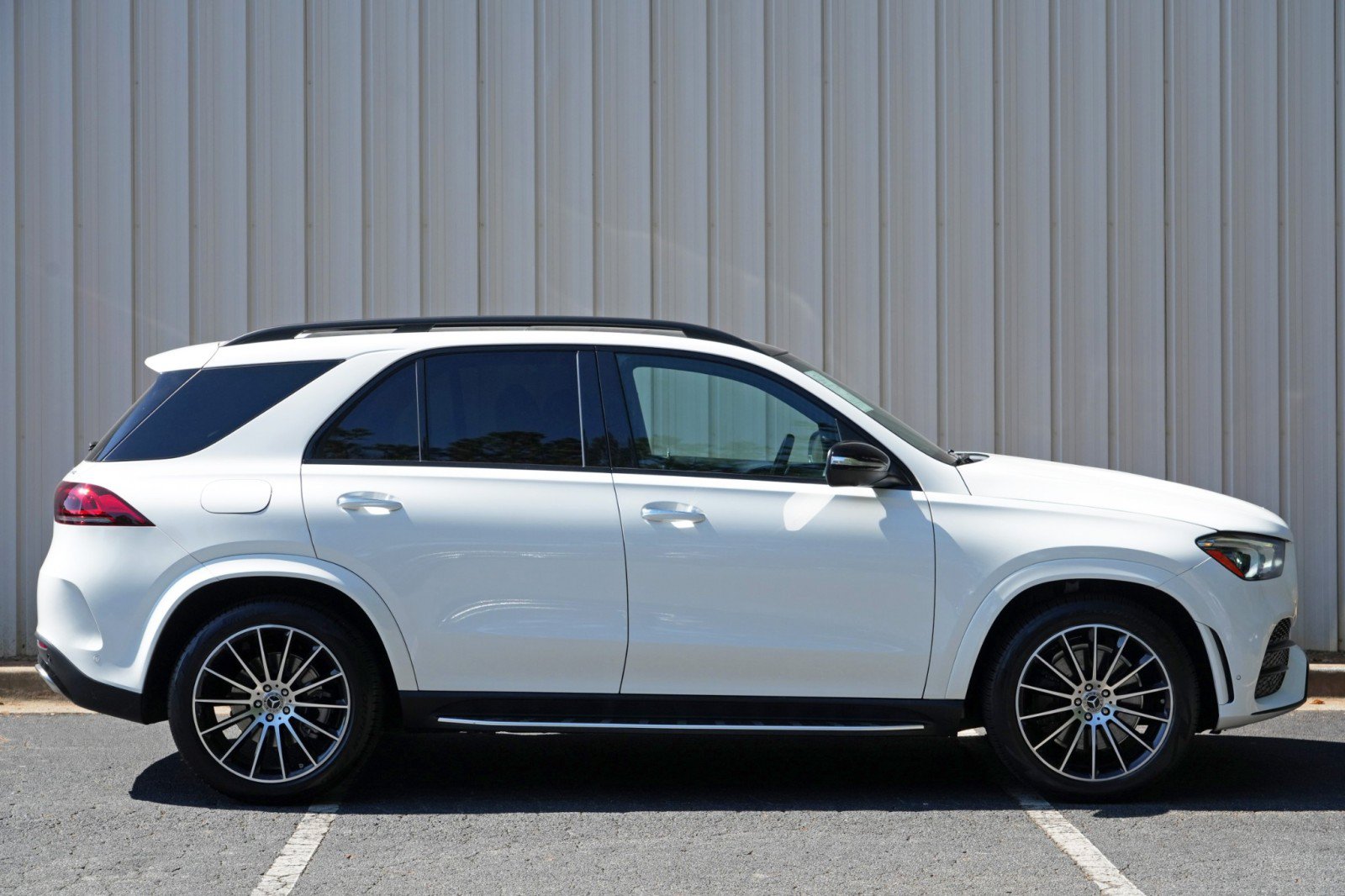 Used 2022 Mercedes-Benz GLE 450 4MATIC w/ AMG Line Exterior image 63