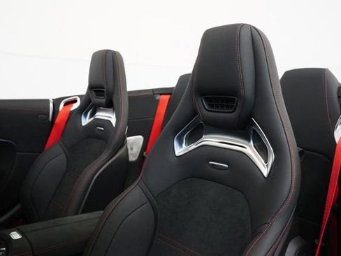 Used 2024 Mercedes-Benz SL 63 AMG AMG SL 63 image 18