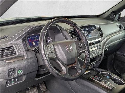 Used 2023 Honda Passport TrailSport image 9