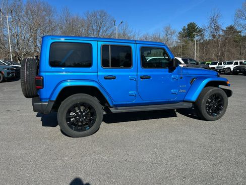 Used 2023 Jeep Wrangler Sahara w/ Cold Weather Group image 3