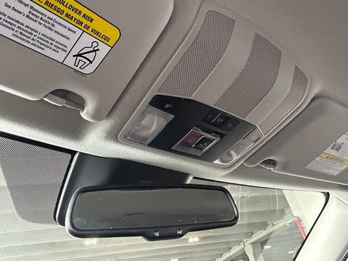 Used 2022 Mitsubishi Eclipse Cross SE FWD image 28
