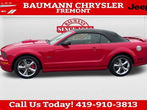Used 2006 Ford Mustang GT Premium RWD image 3
