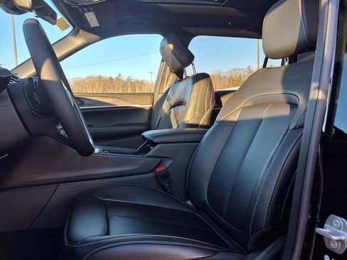 New 2025 Jeep Grand Cherokee L Limited image 6