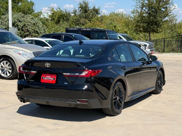 Used 2026 Toyota Camry SE FWD image 5