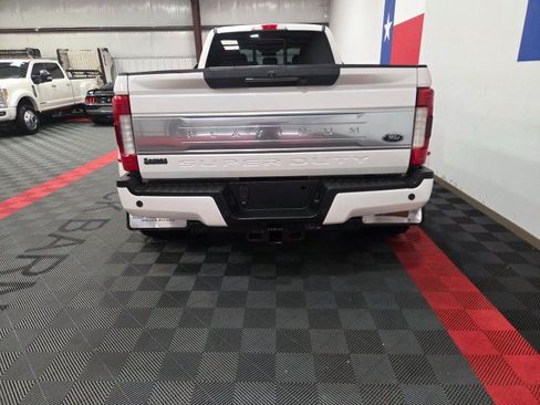 Used 2017 Ford F350 Platinum w/ Platinum Ultimate Package AWD/4WD image 12