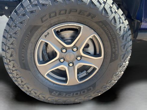 Used 2019 Jeep Wrangler Unlimited Sport S image 38