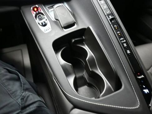 Used 2023 Chevrolet Corvette Z06 RWD image 11